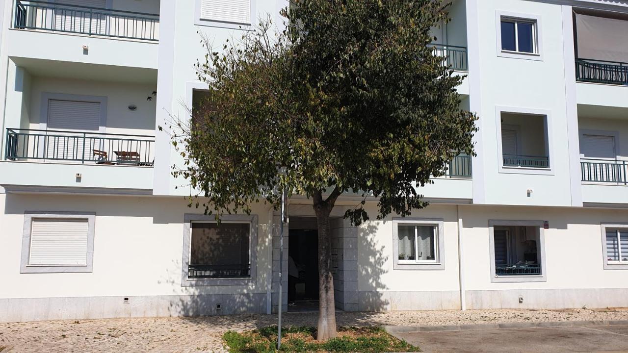 2 Bed Apartment With Com Pool Tavira Exterior photo